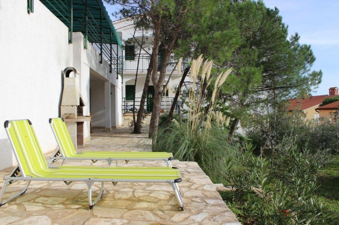 Apartments With A Parking Space Rabac, Labin - 6464 Exterior photo